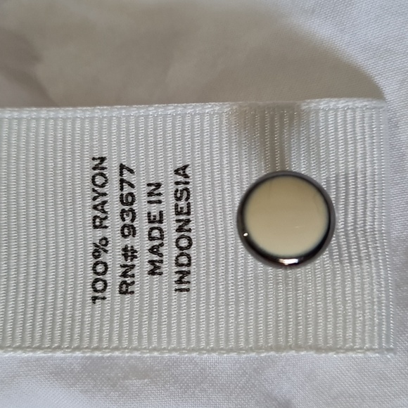 5/$15 STYLUS XXL ladies long-sleeved, Drawstring V-neck, 2 front pockets, EUC - Picture 7 of 7